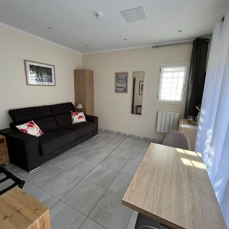 Appartement Au Calme Dans Un Espace Arbore 卢河畔图尔雷泰 外观 照片